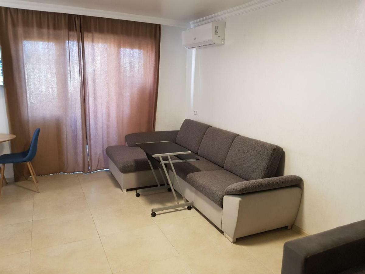 Ferienwohnung Rustaveli 10/101 Batumi Exterior foto