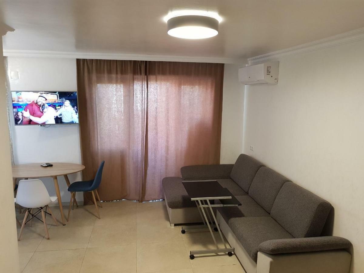 Ferienwohnung Rustaveli 10/101 Batumi Exterior foto